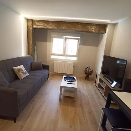 Estacion De Tren, Autobus Vut5240as Gijón