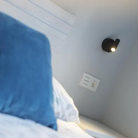 Estacion De Tren, Autobus Vut5240as Daire