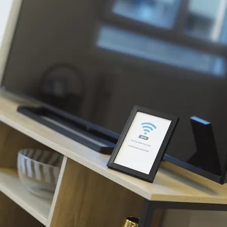 Estacion De Tren, Autobus Vut5240as *